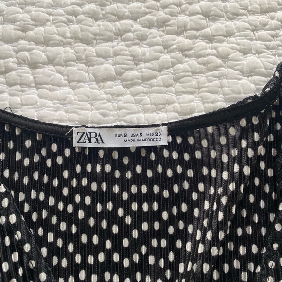 Zara B&W Polka Dot Blouse - Picture 3 of 3